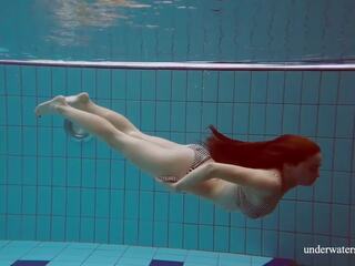Hottest chick in prepare swimming pool completely naked